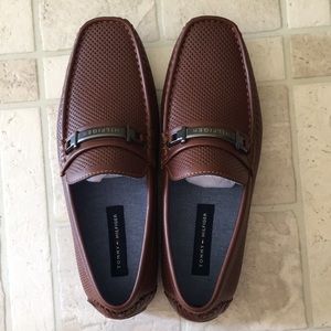 New with box:  Men loafers
